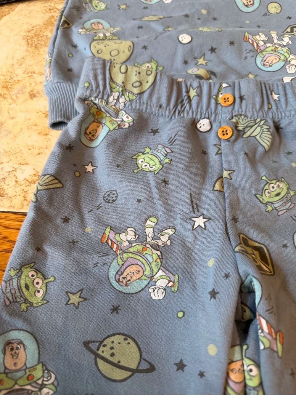 Disney Baby Toy Story Buzz Lightyear Sweatsuit Set Boys/Baby Size 18 months - Picture 5 of 16